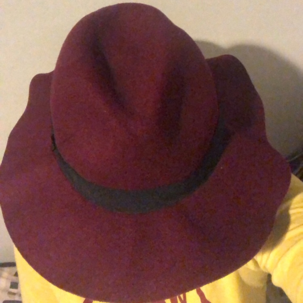 New Burgundy Wool Fedora Hat - Picture 3 of 15